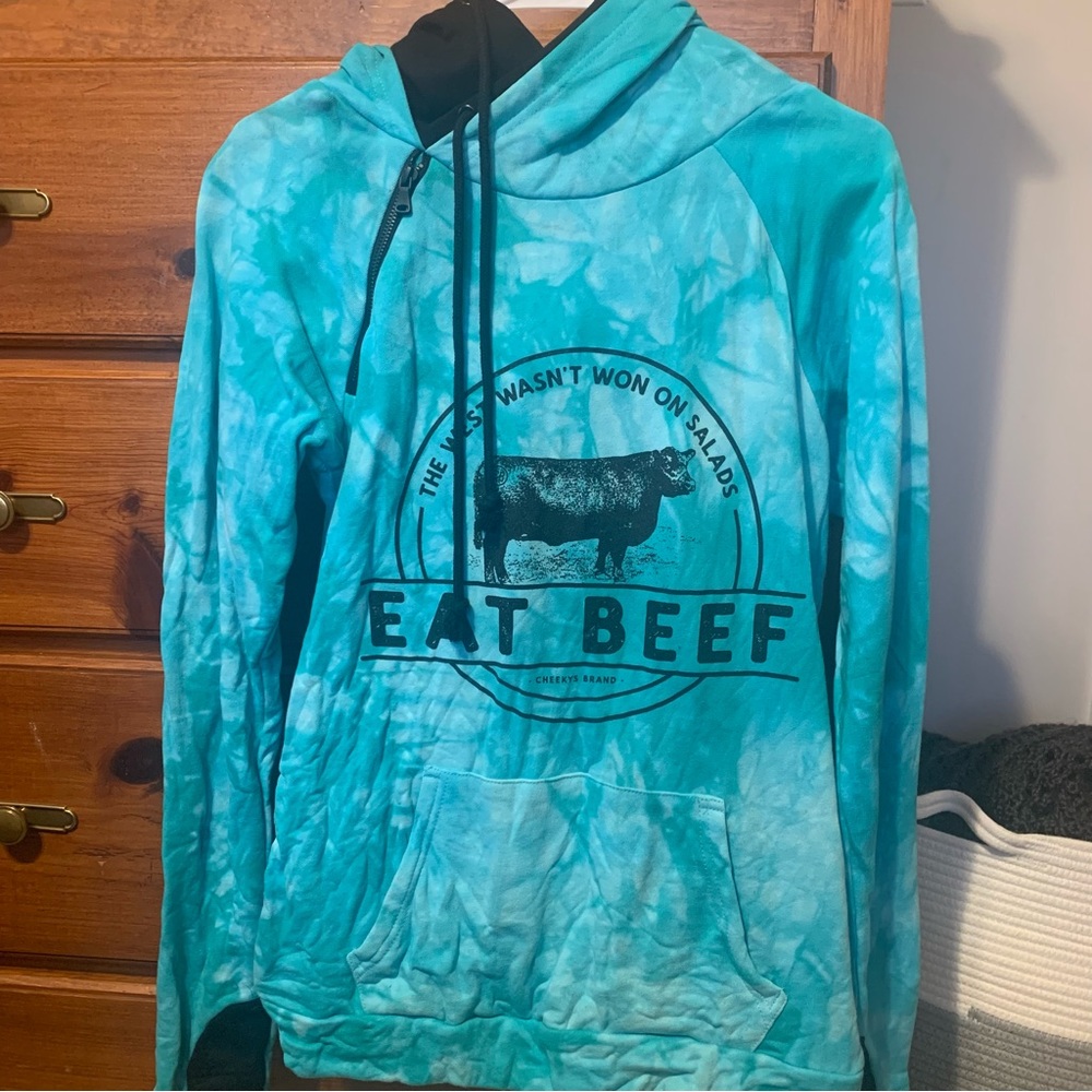 Cheeky’s brand special edition Colorado Cattleman’s Association Eat Beef hoodie